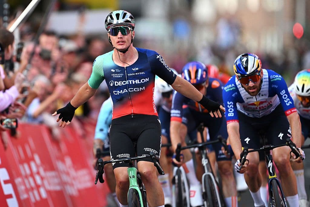 Sparkassen Münsterland Giro: Olav Kooij se impone tras un caótico accidente que empañó el sprint masivo