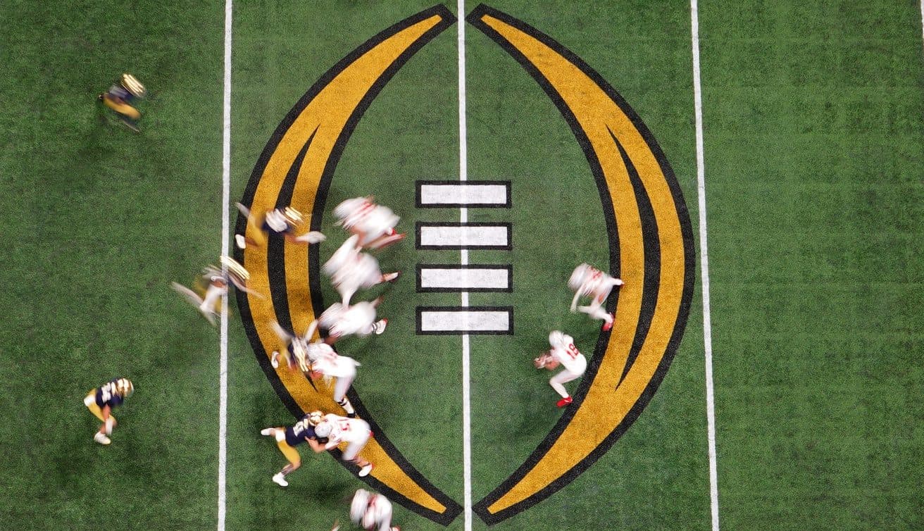 Dellenger: ESPN y el CFP están ‘cerca’ de un acuerdo por el playoff de 24 equipos, en contraste con otros informes
