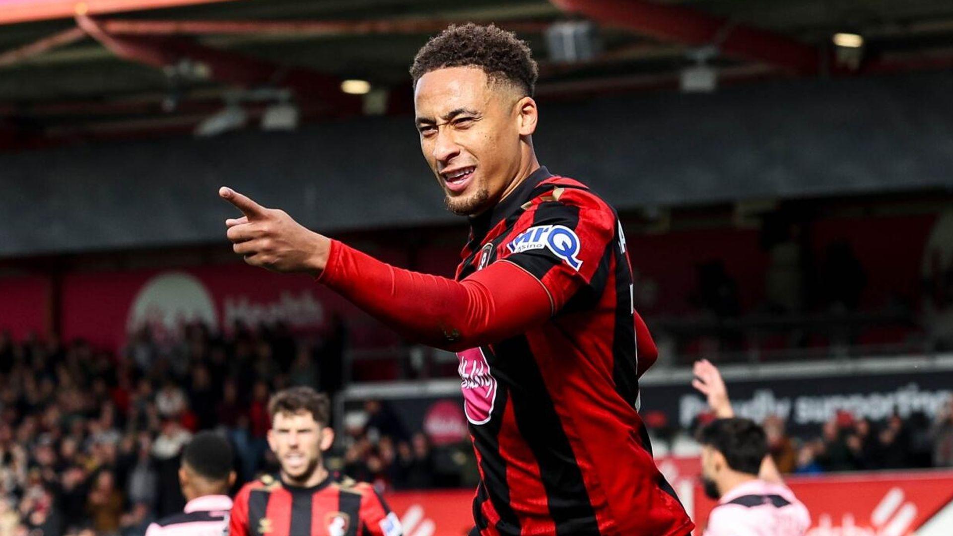 Bournemouth vence a Sunderland con 10 jugadores y logra su primera victoria de la temporada en la Premier League