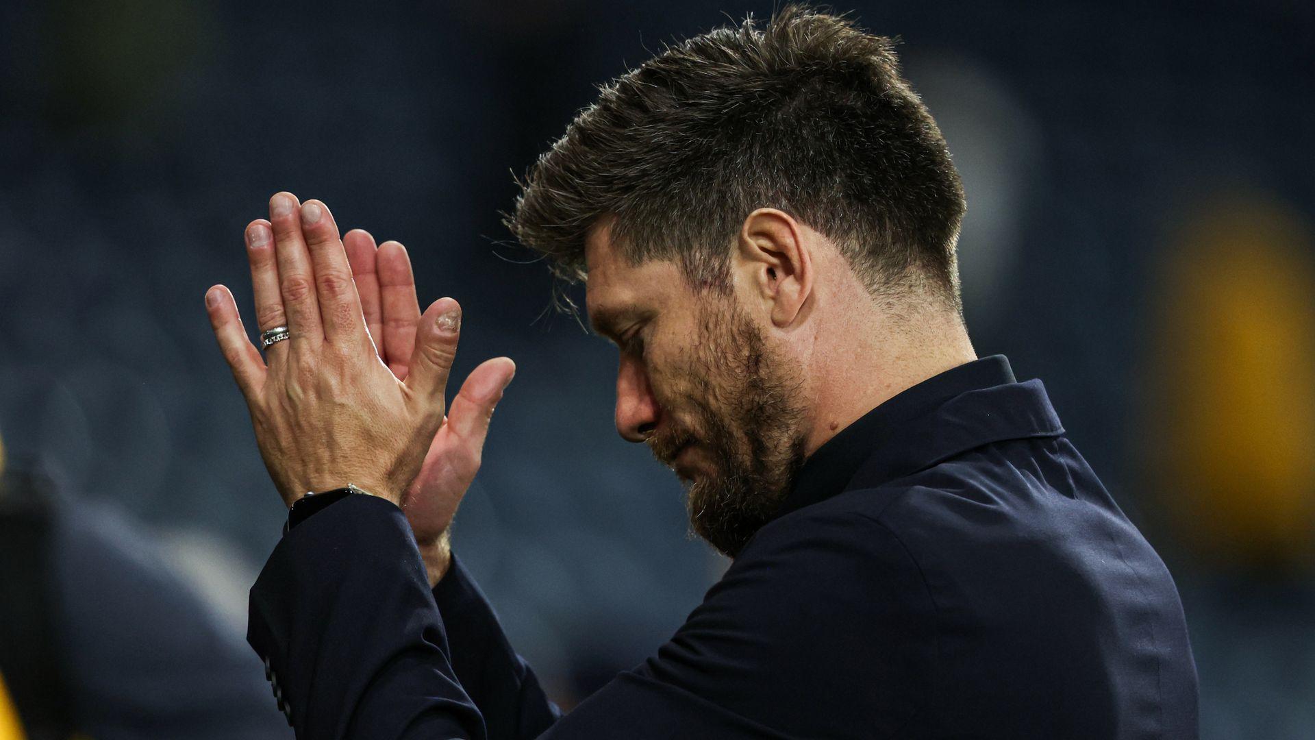 El 'triste' debut de Pocognoli en Hampden mientras insta a una respuesta inmediata