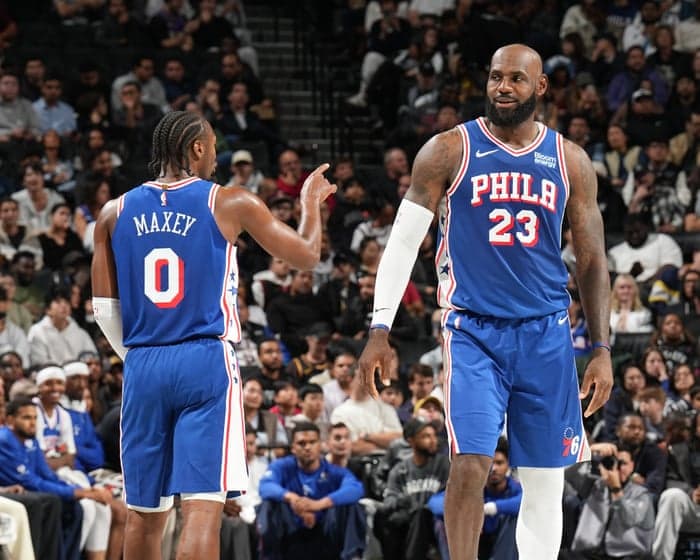 LeBron James brilla en su debut de pretemporada con los Philadelphia 76ers