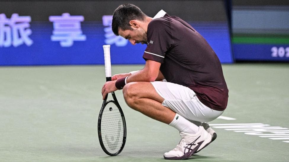 Djokovic sufre una sorprendente derrota ante Hurkacz en Shanghái