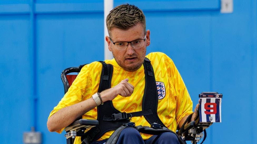 El portero de Inglaterra se prepara para enfrentarse a su padre en una Copa del Mundo