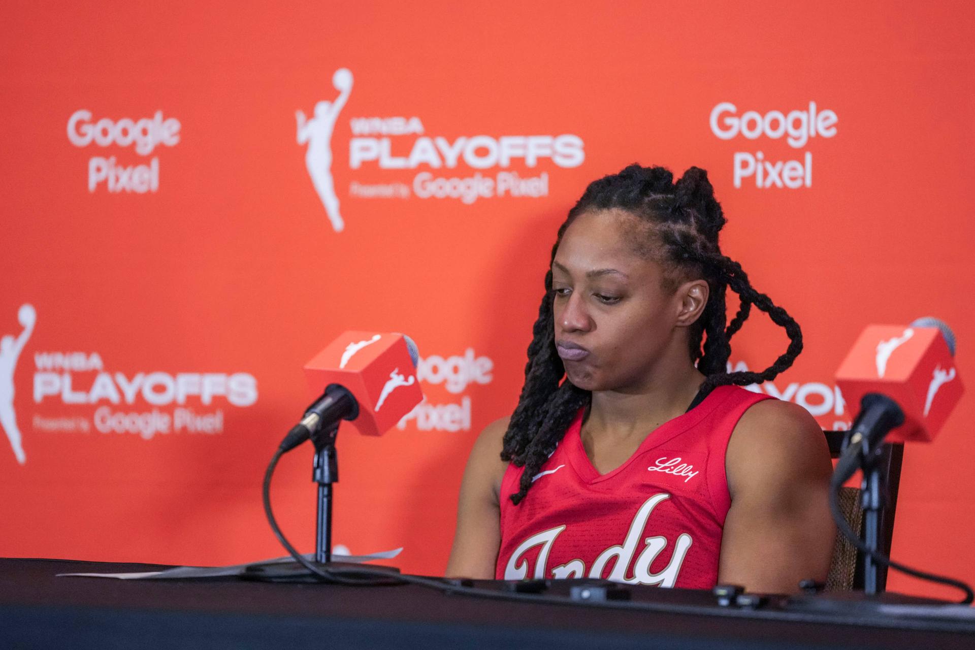 Los fanáticos de Indiana Fever tienen un mensaje claro para Kelsey Mitchell después del comentario de Caitlin Clark