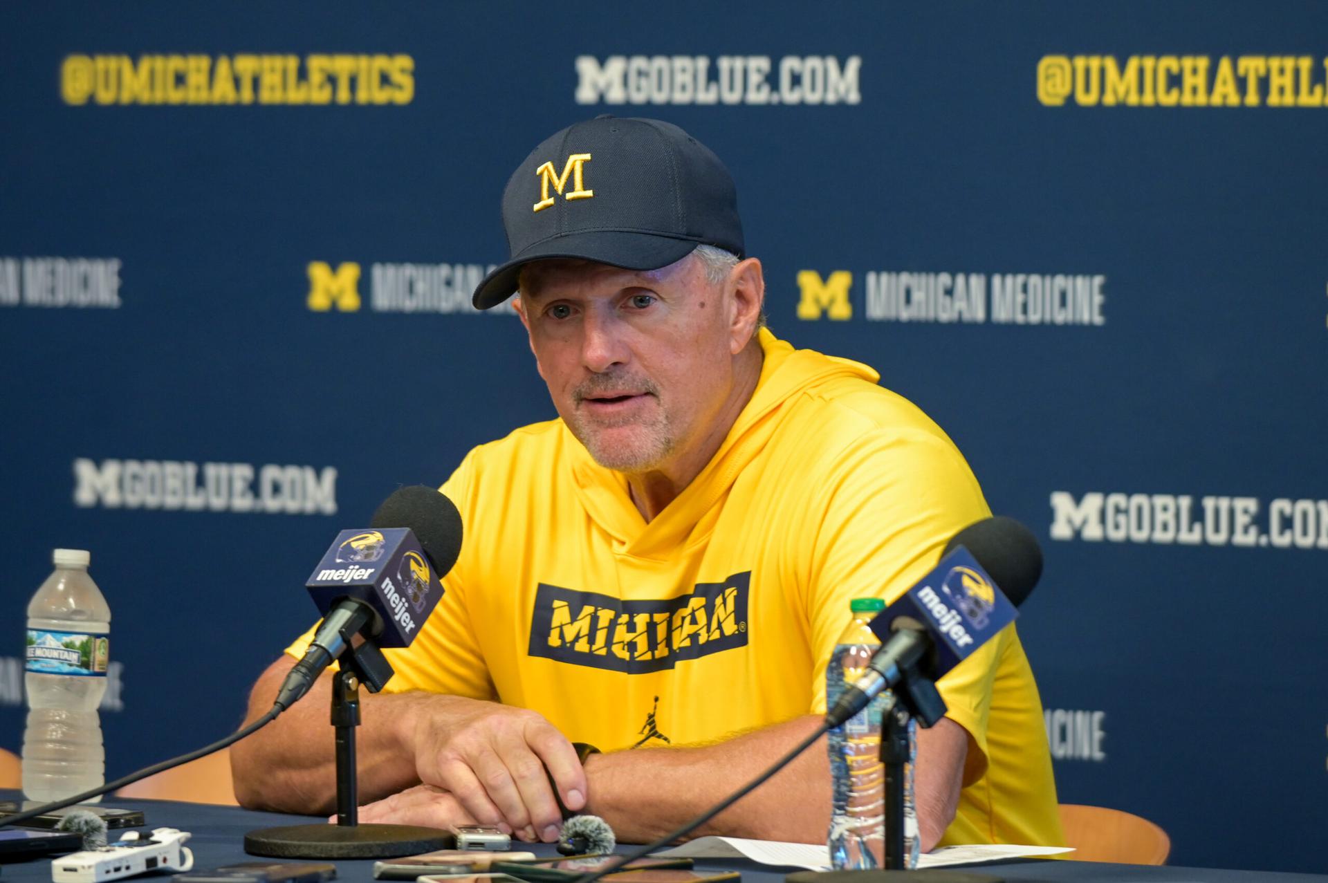 Estalla la furia entre la afición de Michigan después de que Kyle Whittingham anuncie su decisión sobre Jason Beck