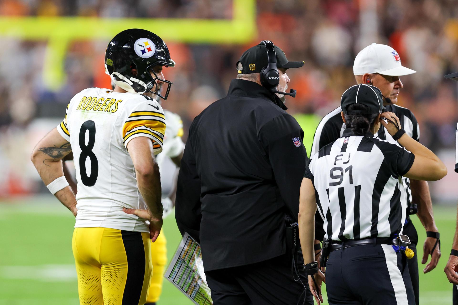 Steelers head coach Mike McCarthy regrets altercation with Aaron Rodgers