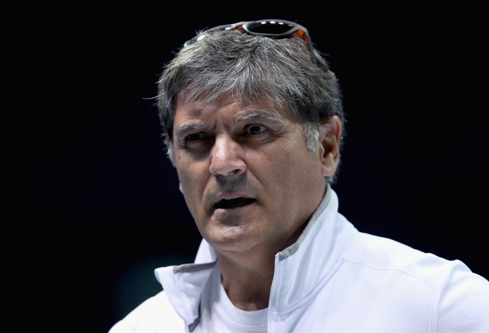 Toni Nadal afirma que el tenis debe hacer un cambio radical para prevenir lesiones después de que Jannik Sinner terminara su temporada antes de tiempo
