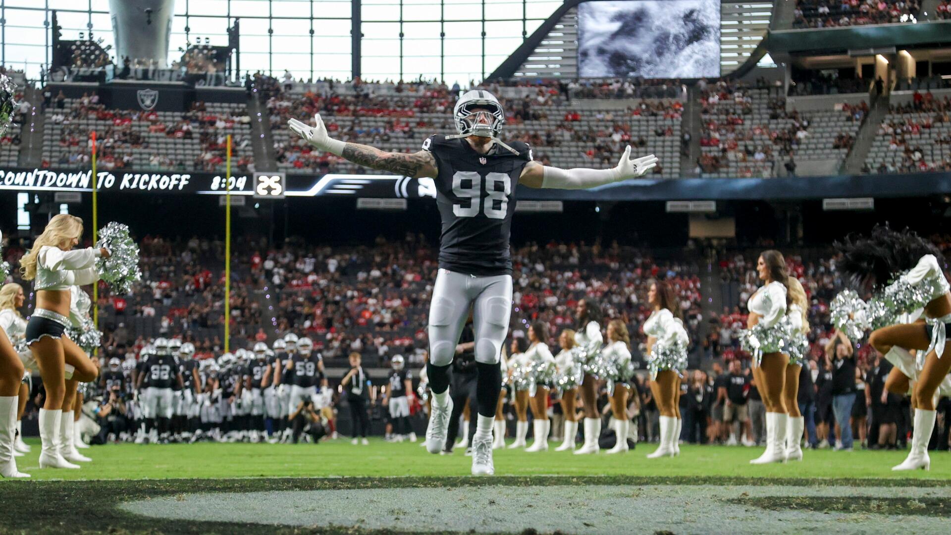 Maxx Crosby: Las Vegas es un tipo de ciudad diferente, tenemos que ganarnos la ventaja de jugar en casa