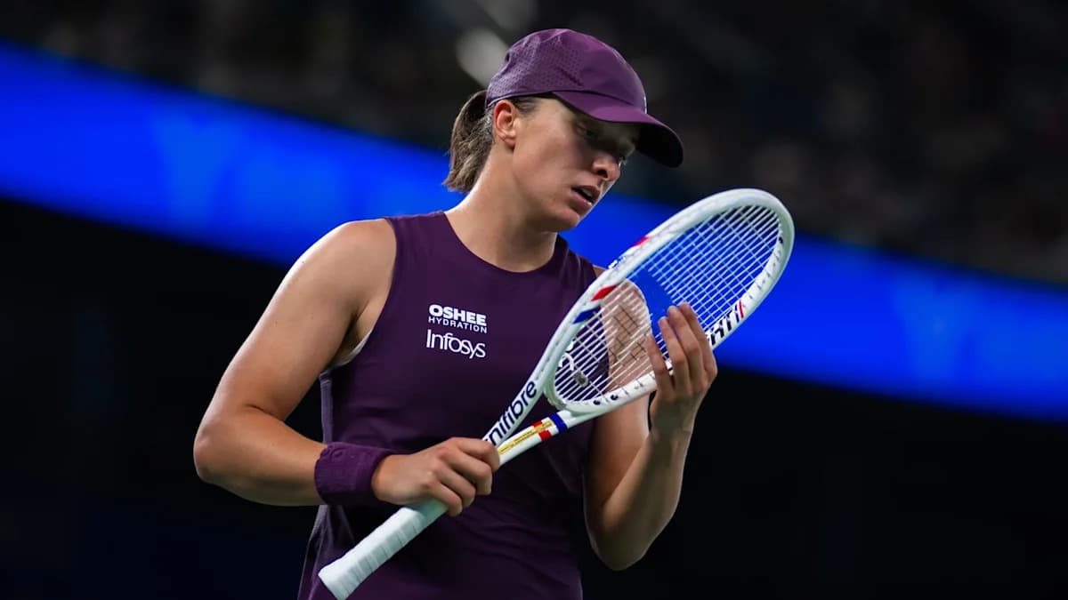 El fisioterapeuta de Iga Świątek explica por qué no se retiró de su semifinal en el Wuhan Open: ‘dejen de hablar tonterías’