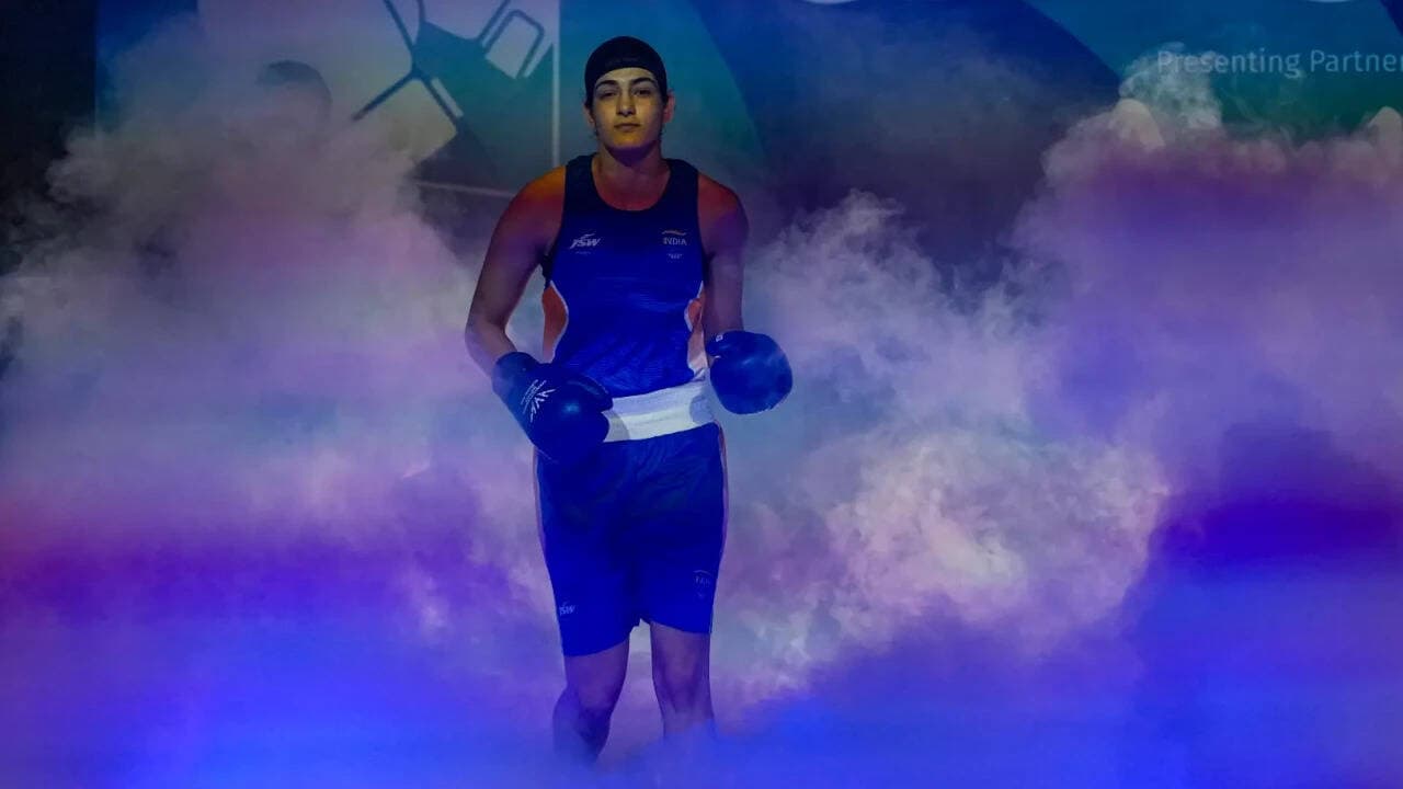 Parveen Hooda mantiene la compostura para asegurar el oro en el boxeo de los Juegos Asiáticos en un emocionante 3-2