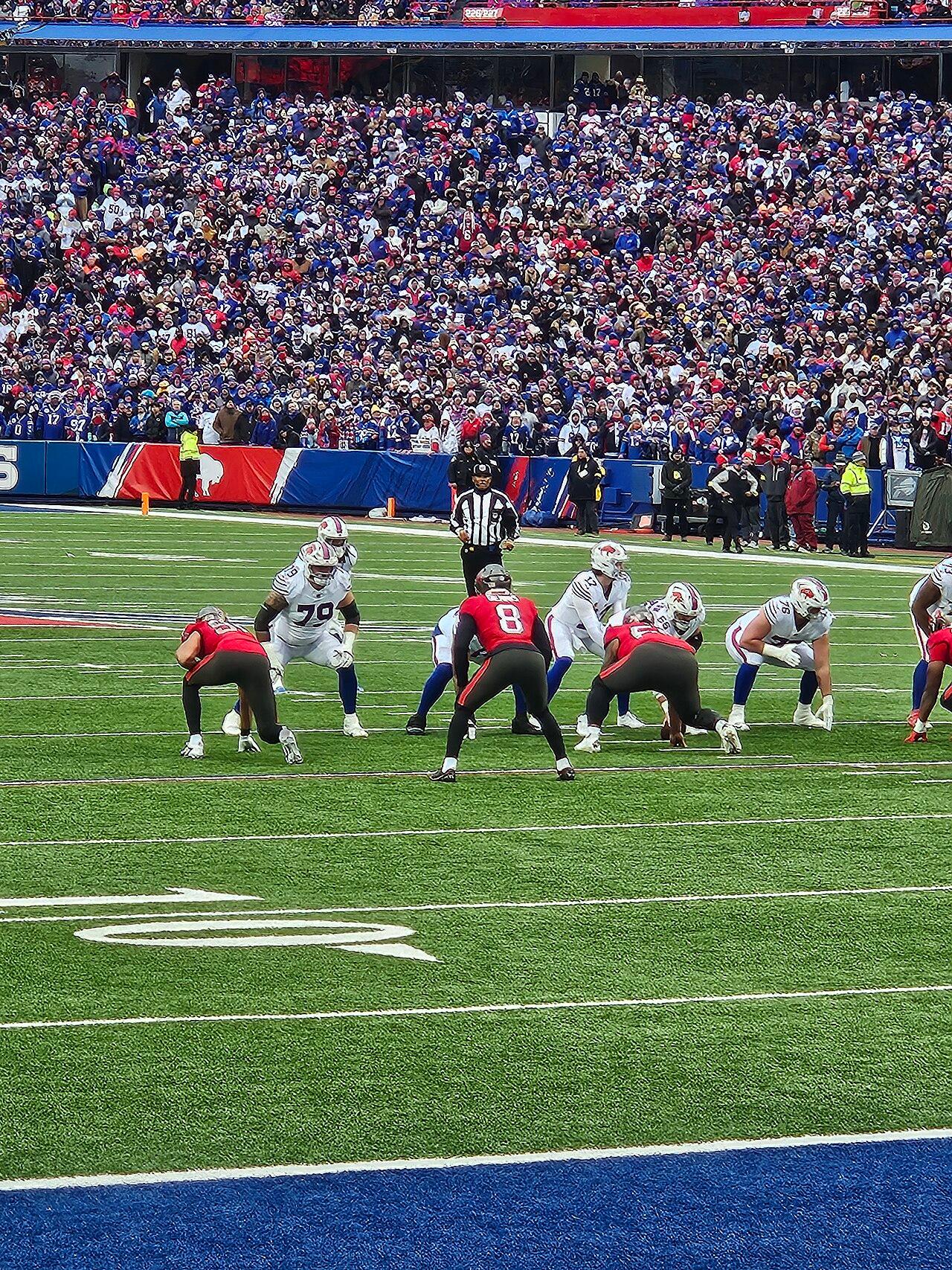 Los Bills buscan su quinta victoria en Las Vegas mientras los Raiders intentan frenar una racha negativa