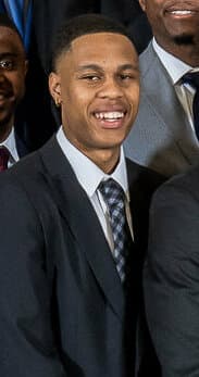Grizzlies, ante un dilema en su plantilla, cortan al exjugador de lotería Jordan Hawkins